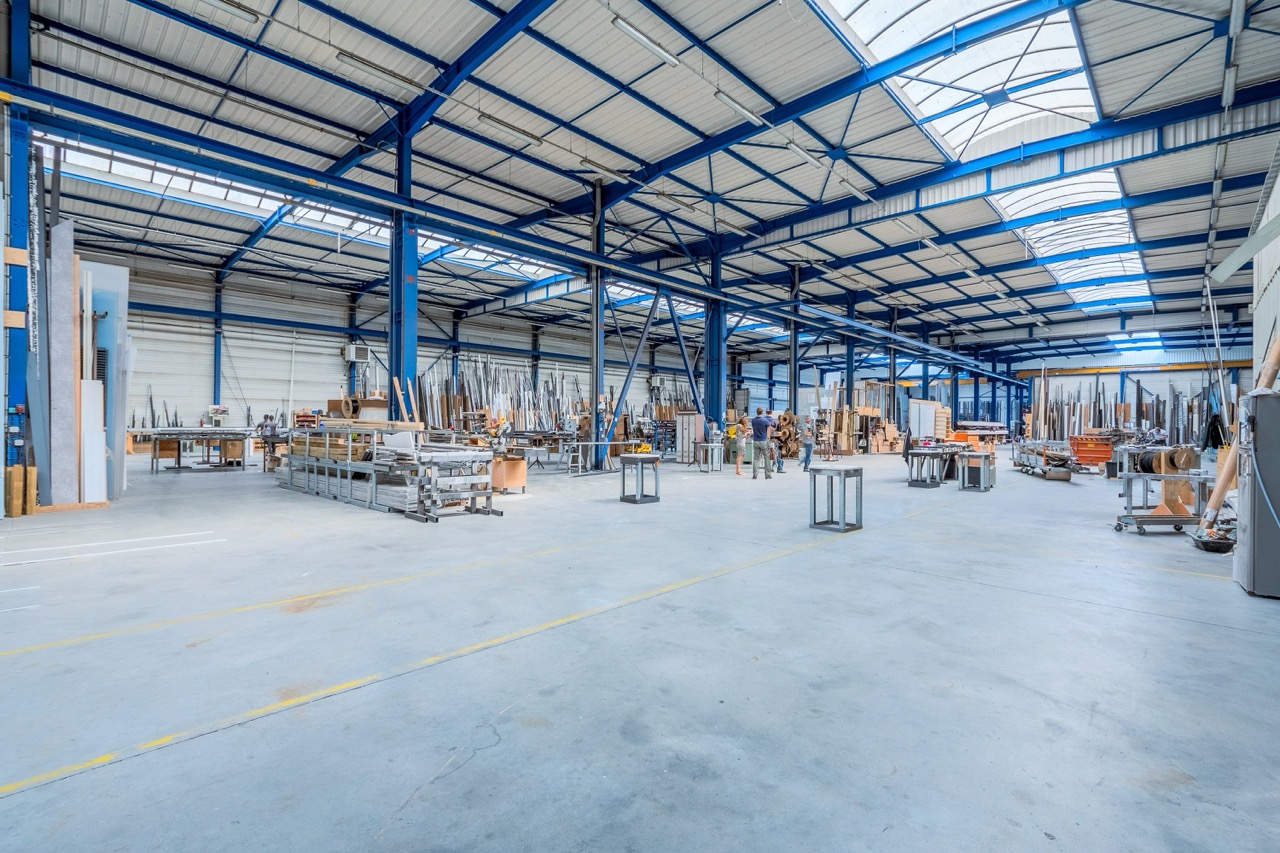 Grand Entrepôt de fabrication Standing Véranda